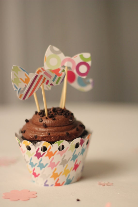 cupcake wrappers and toppers on ety