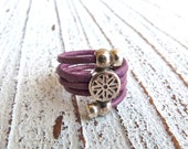Leather ring berry with zamak element