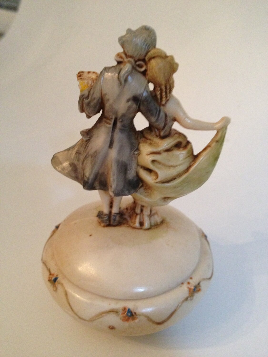 Depose Italy Fontanini Figurine Trinket Box Vintage Romantic