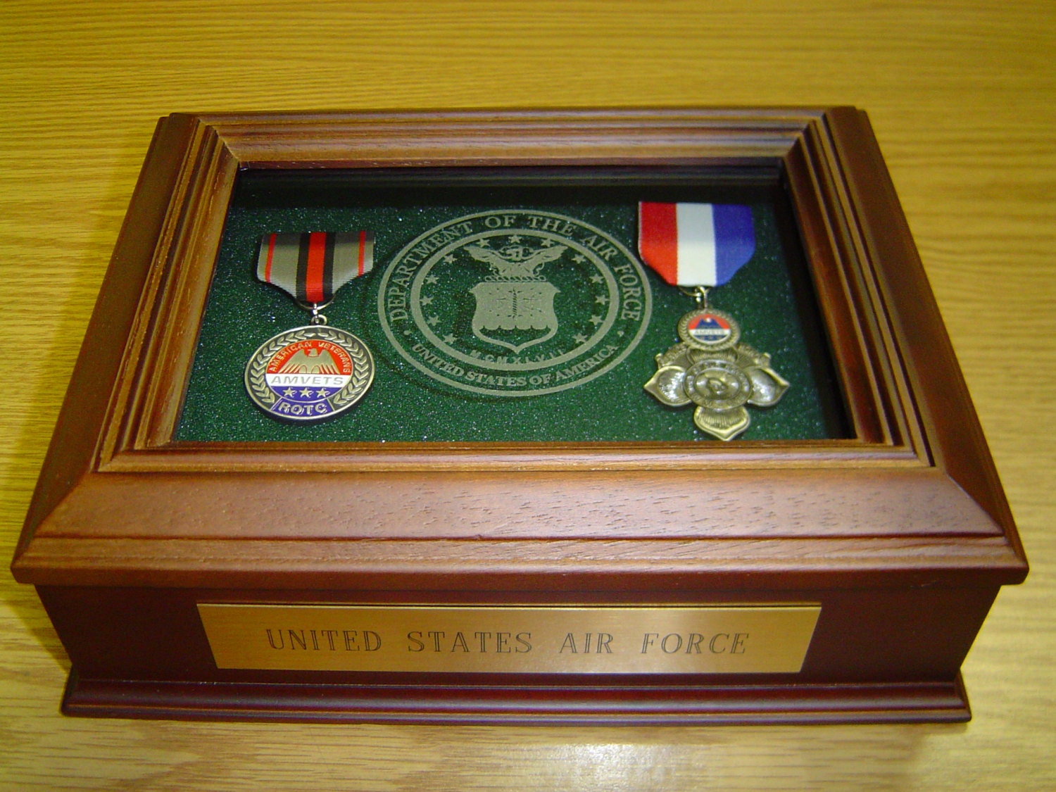 medal presentation case