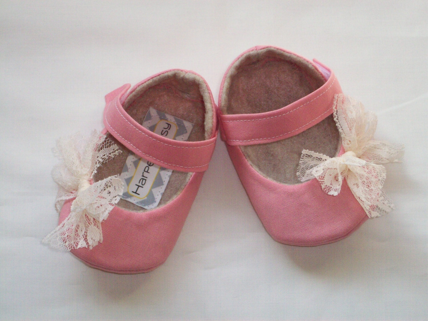 HATTIE baby girl shoes coral with lace bow