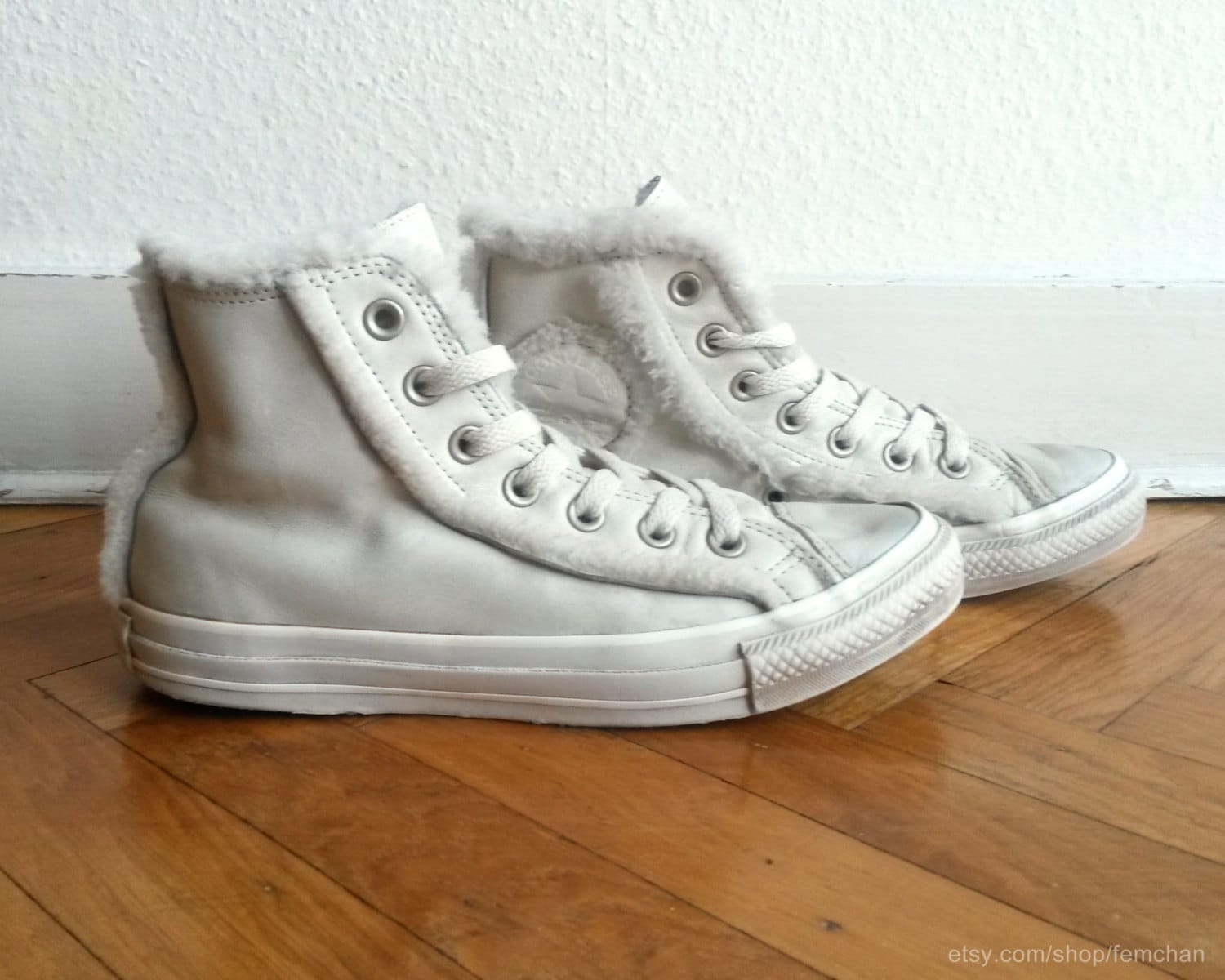 cream converse