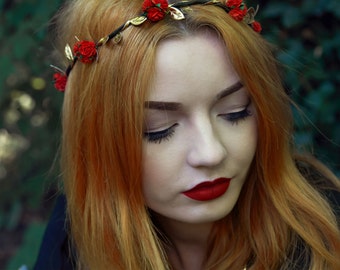 Red Rose Flower Crown, Red Flower Crown, Festival Crown, Festival Garland, Rose Crown, Festival Flower Crown, Hair Garland, Hair Wreath