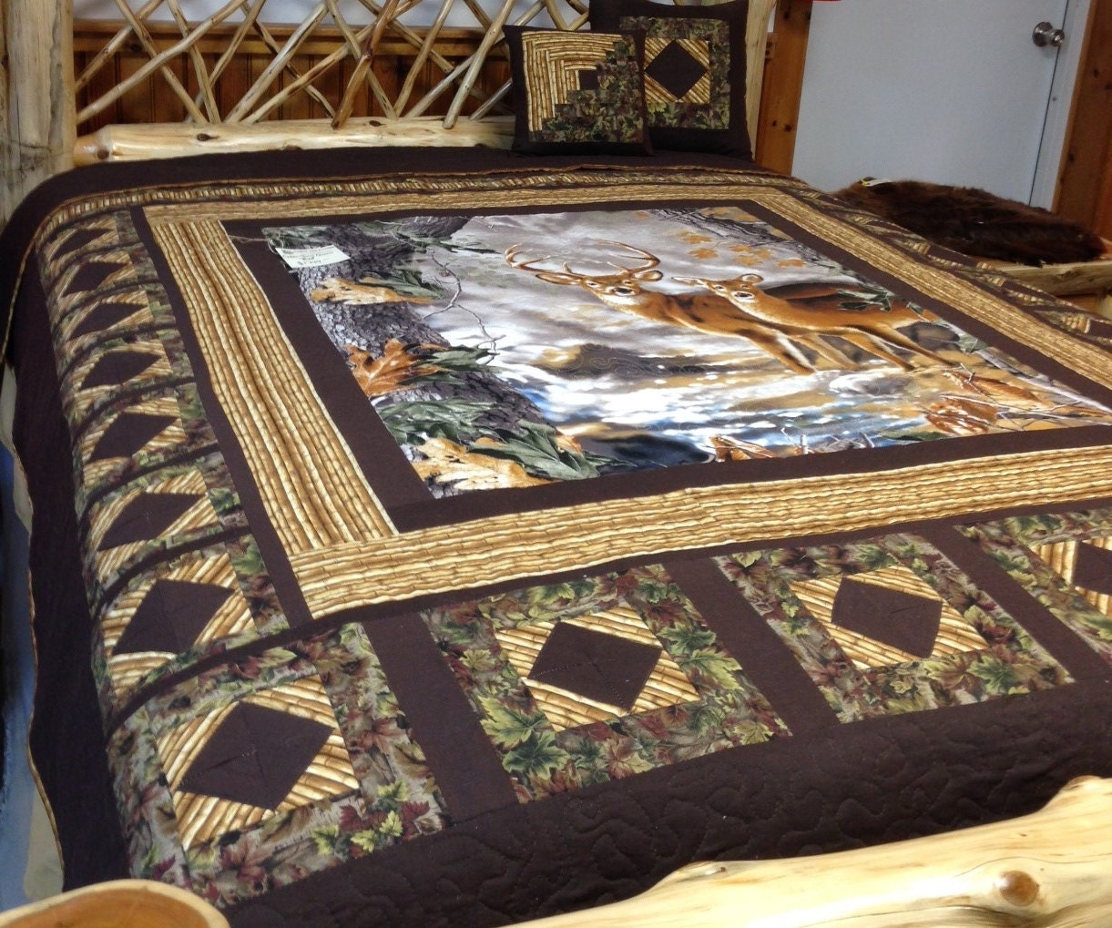 My Deer queen quilt. by QuiltingBeis on Etsy