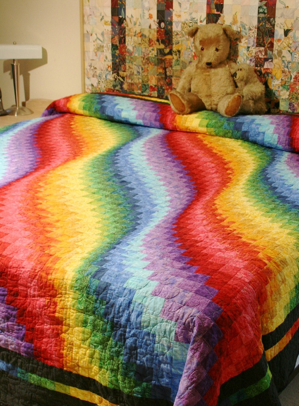 king-quilt-bright-rainbow-bargello