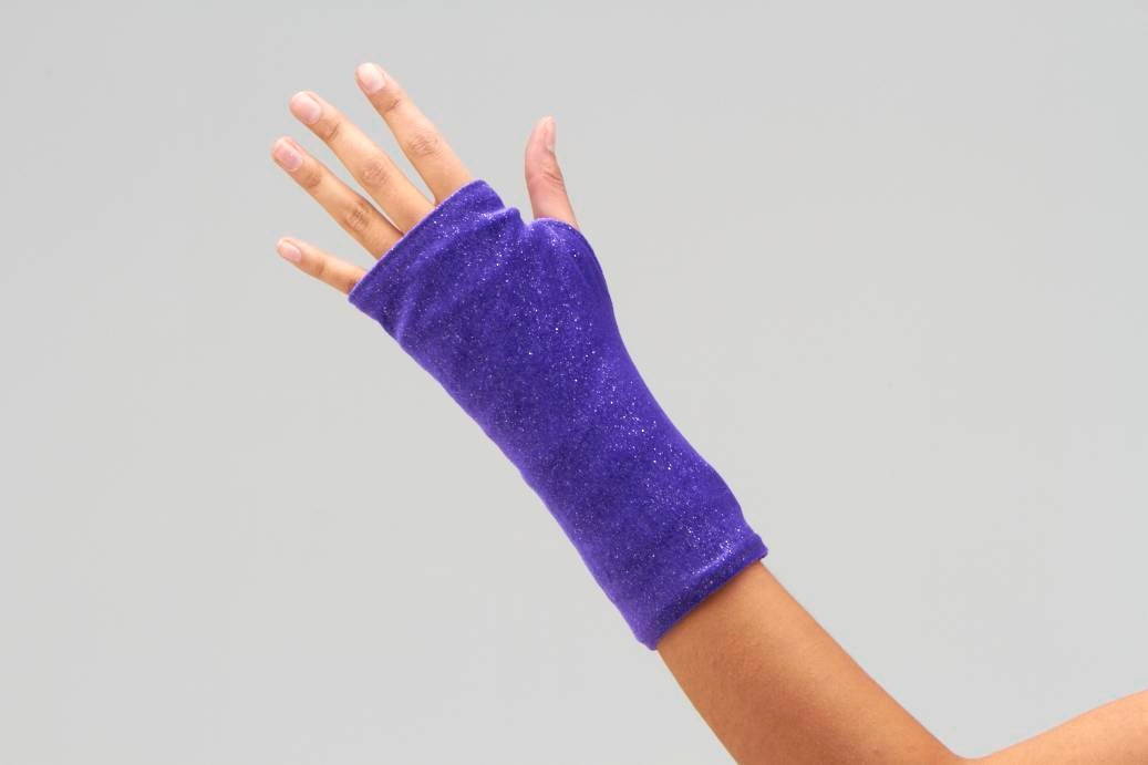 Short Arm Cast Cover in Purple Shimmer