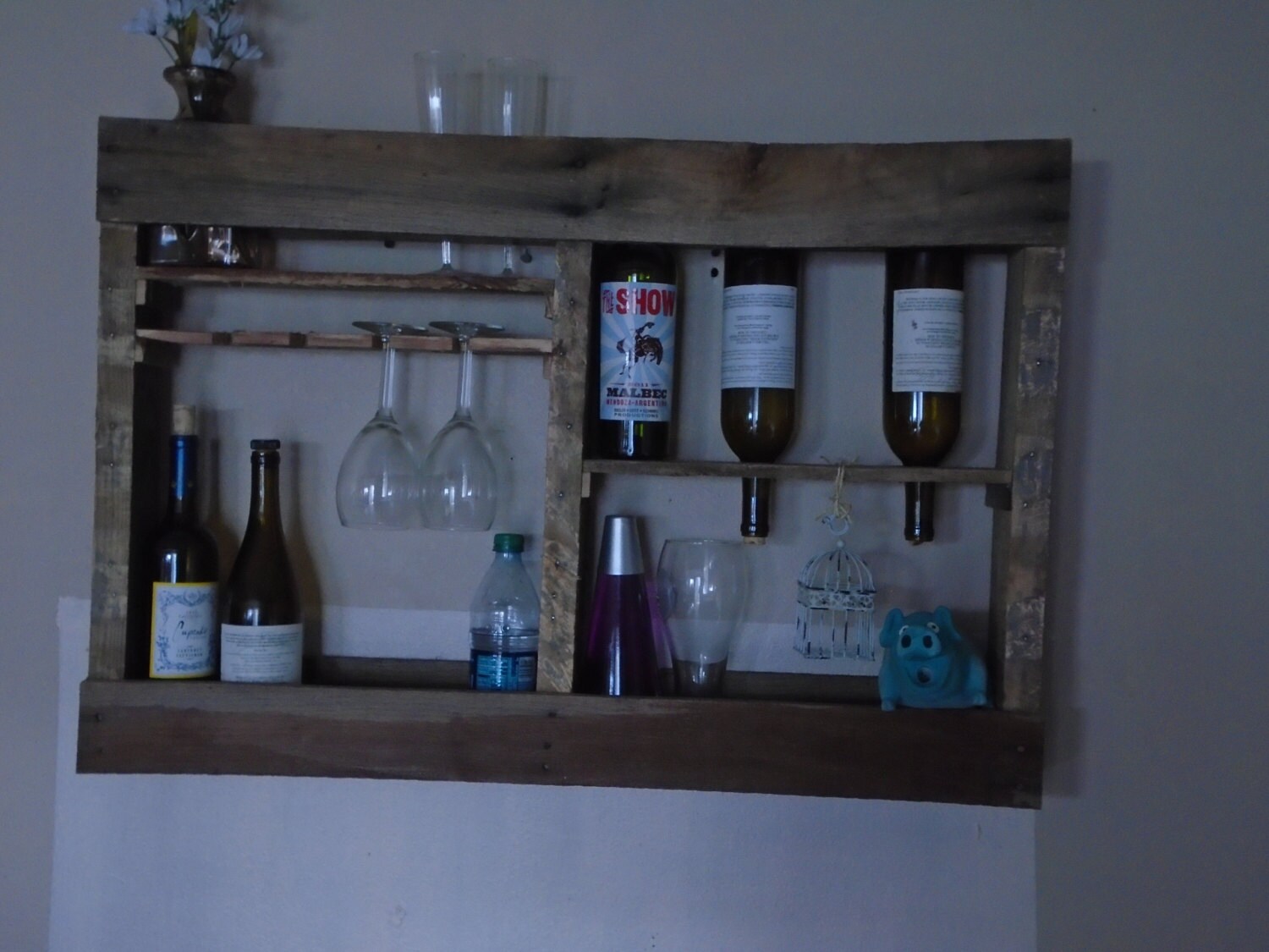 Rustic wood wall mounted pallet wine rack bottle by WoodArtWorld
