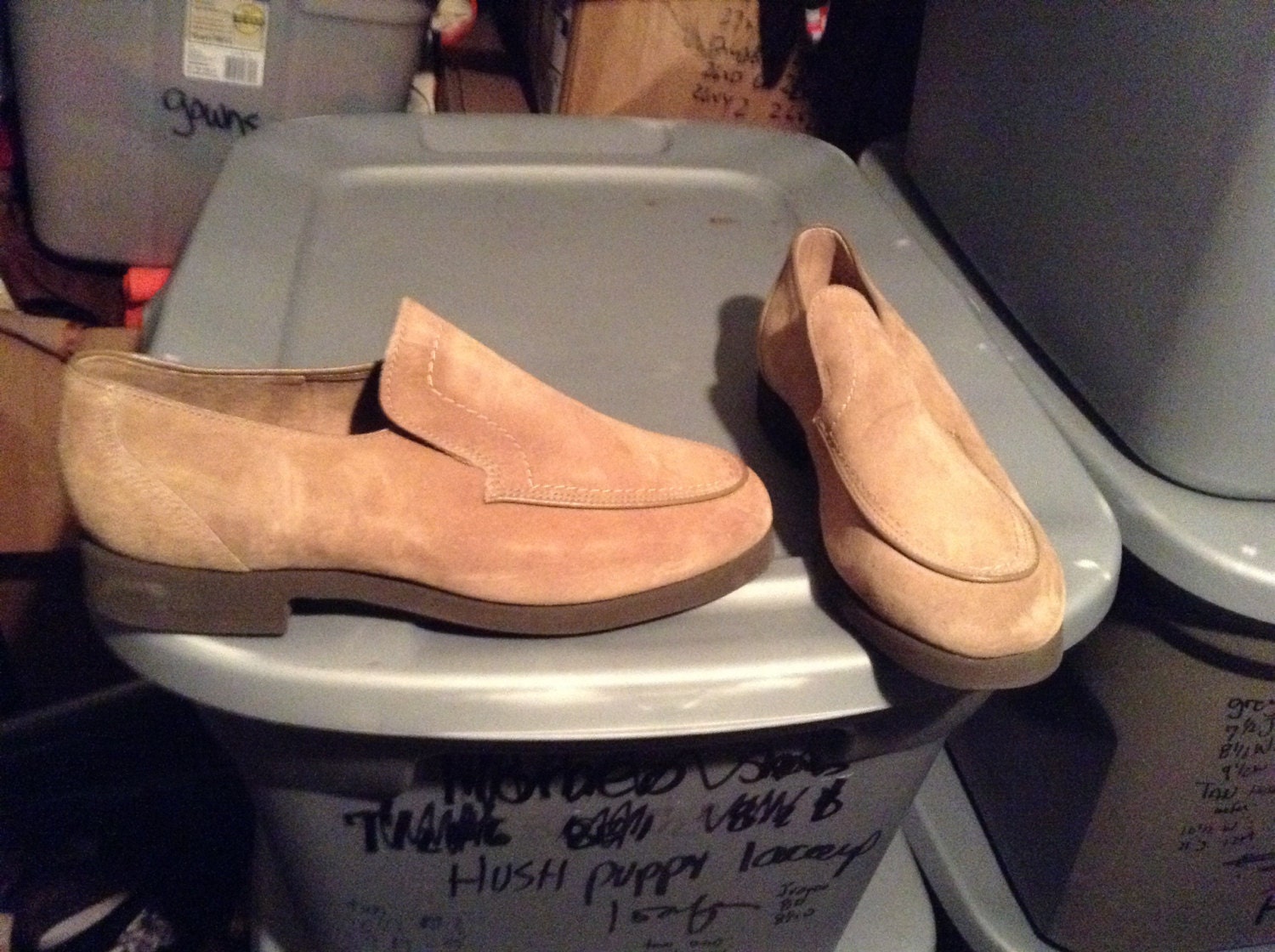 who sells hush puppy shoes