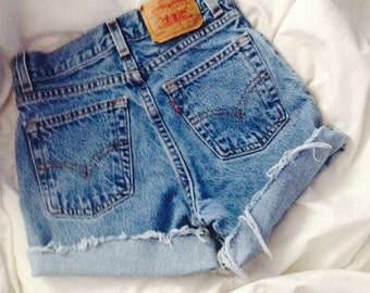 Levi brand high waisted shorts mid wash
