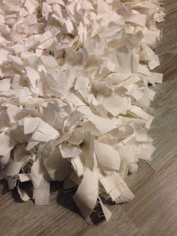 White SHAGGy Rag Rug 36 inches x 28 inches by GreenerHomeDecor