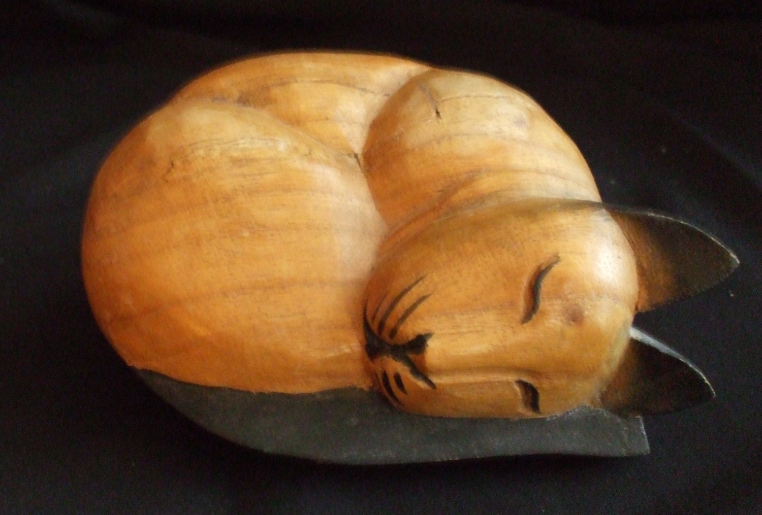 Wooden Carved Sleeping Cat Collectable by Mayastreasure on Etsy