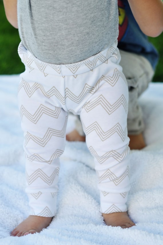 Baby Toddler Girls Boys Leggings Chevron White Taupe