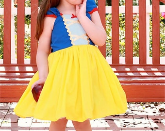 SNOW WHITE dress girls princess dress practical princess dress style costume