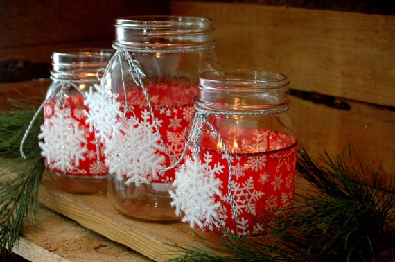 Red with White Snowflake Christmas set of by PineknobsAndCrickets