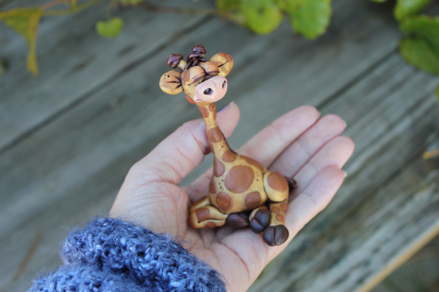 giraffe clay figure