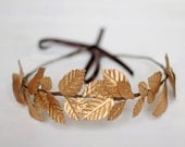 Edinburgh - Corona de hojas doradas, diadema de hojas, corona en oro para novia, corona estilo griego, diadema dorada novia, corona dorada