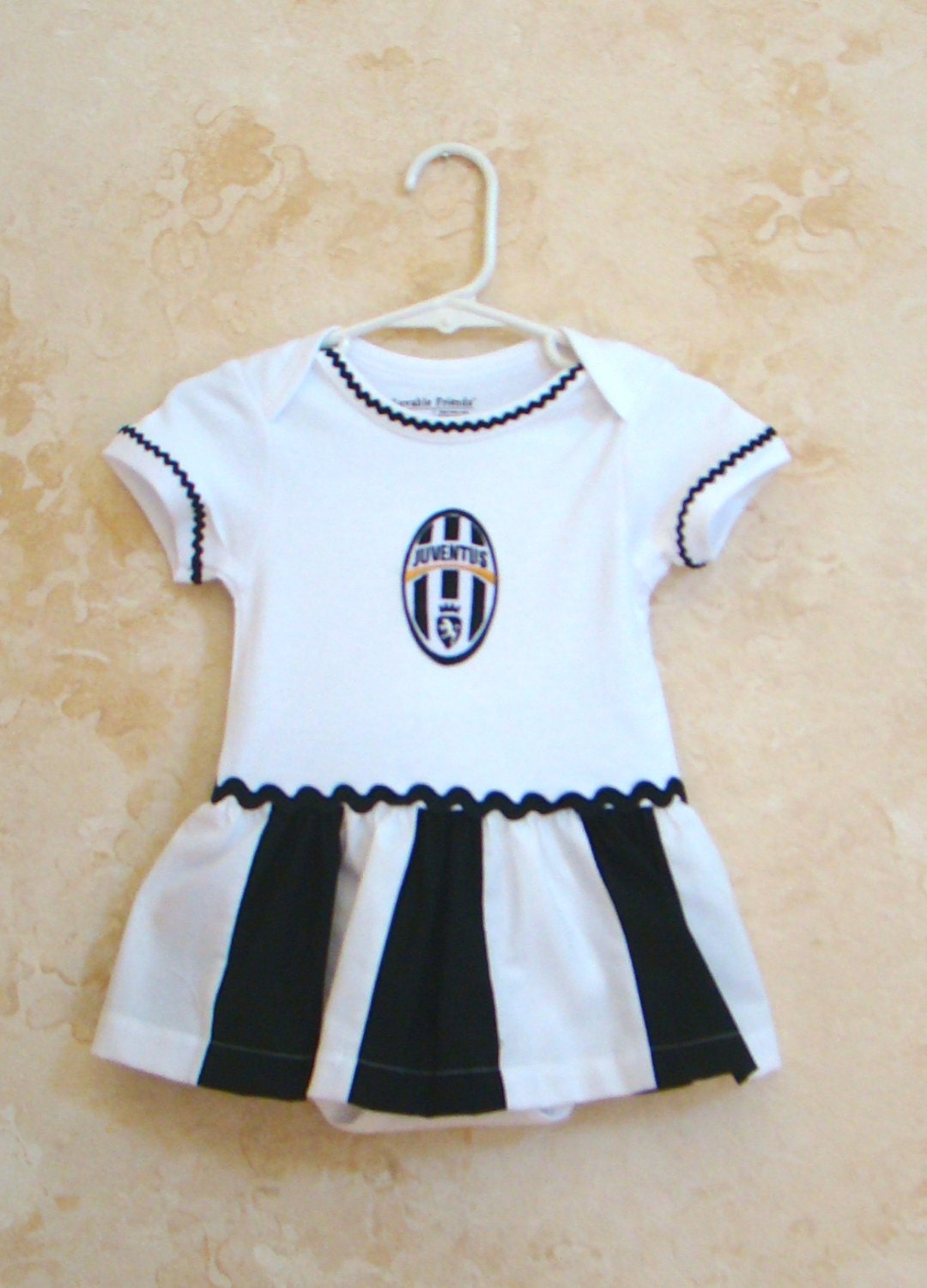 juventus baby onesie