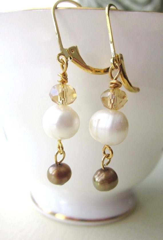 Cafe au Lait Pearl Earrings Pearl Jewelry by piccreations on Etsy