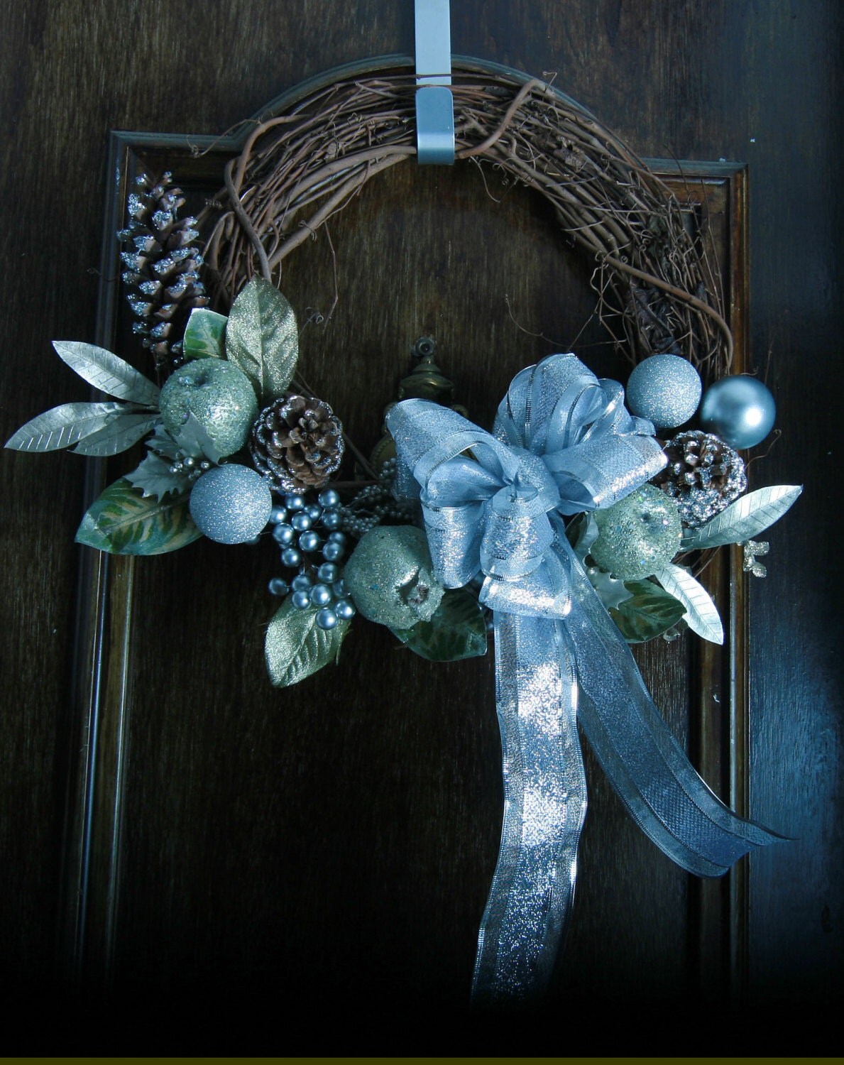 Beautiful 18" Silver Accented Grapevine Christmas Wreath with Silver Wire Ribbon