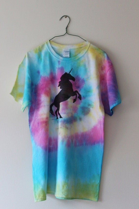 unicorn tie dye shirt diy