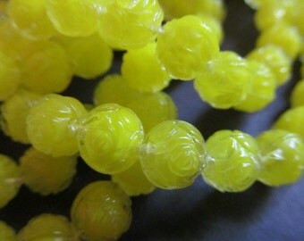 Vintage Glass Beads (10)(8mm) Yellow Molded Rose Beads