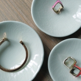 Set of three tiny porcelain dishes