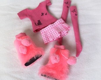 Popular items for pink outfit on Etsy