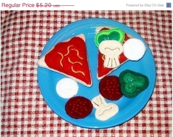 Christmas in July Sale Play food, pretend food felt Pizza party play food Perfect for play kitchens Il_570xn