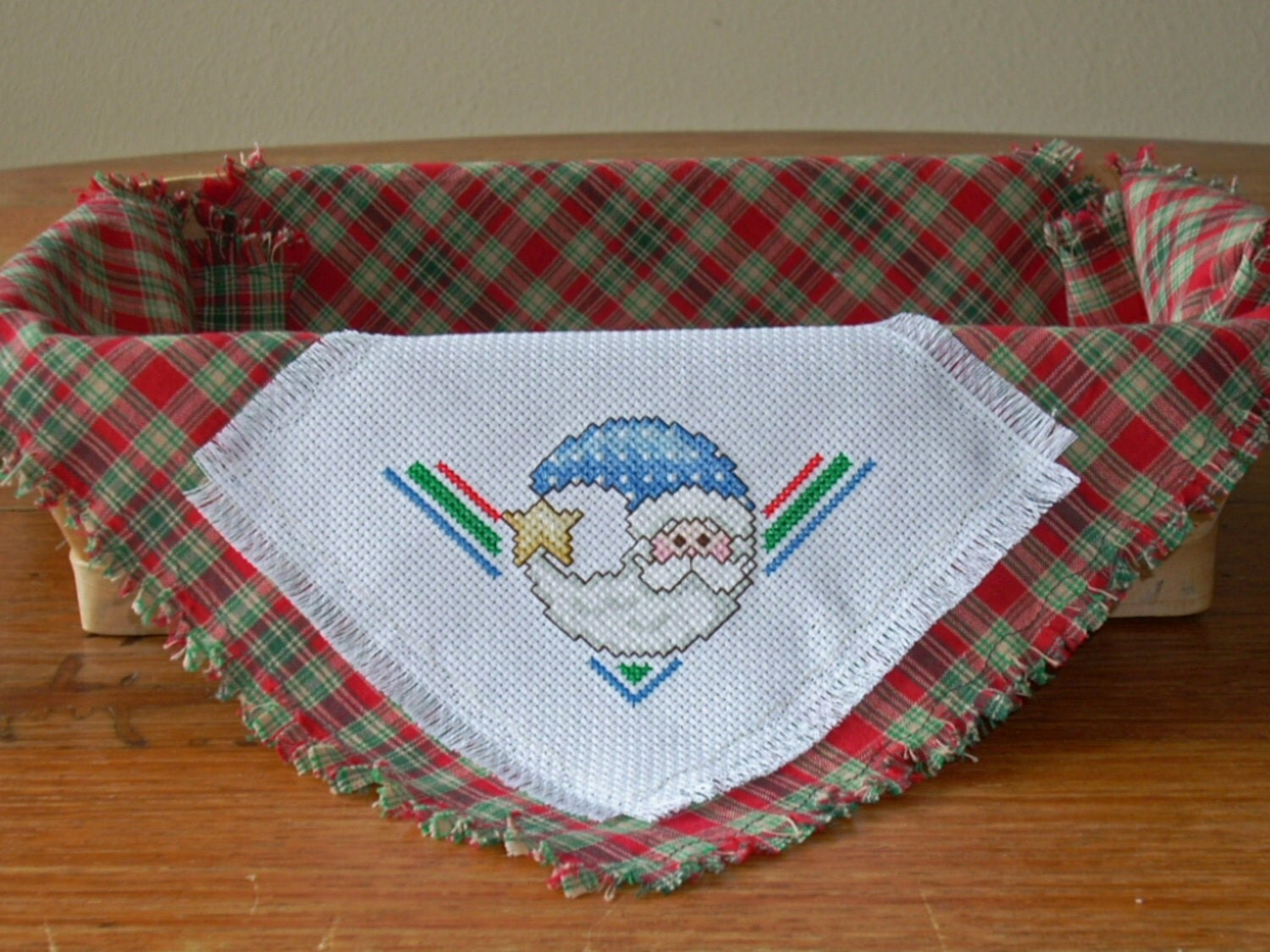 CROSS STITCH--Rag Bread Cover/Basket Liner--Jolly Santa