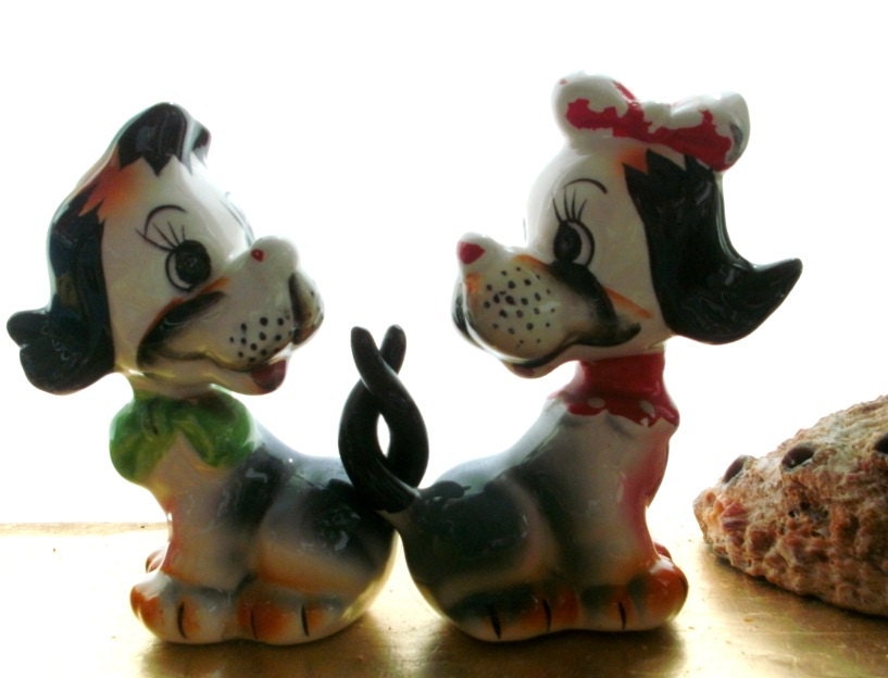 Puppy Dog boy and girl salt and pepper shakers made in Japan by Artmark