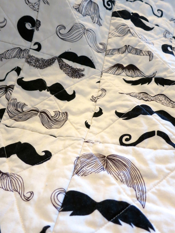 baby-rag-quilt-boy-reversible-mustache-shower-gift