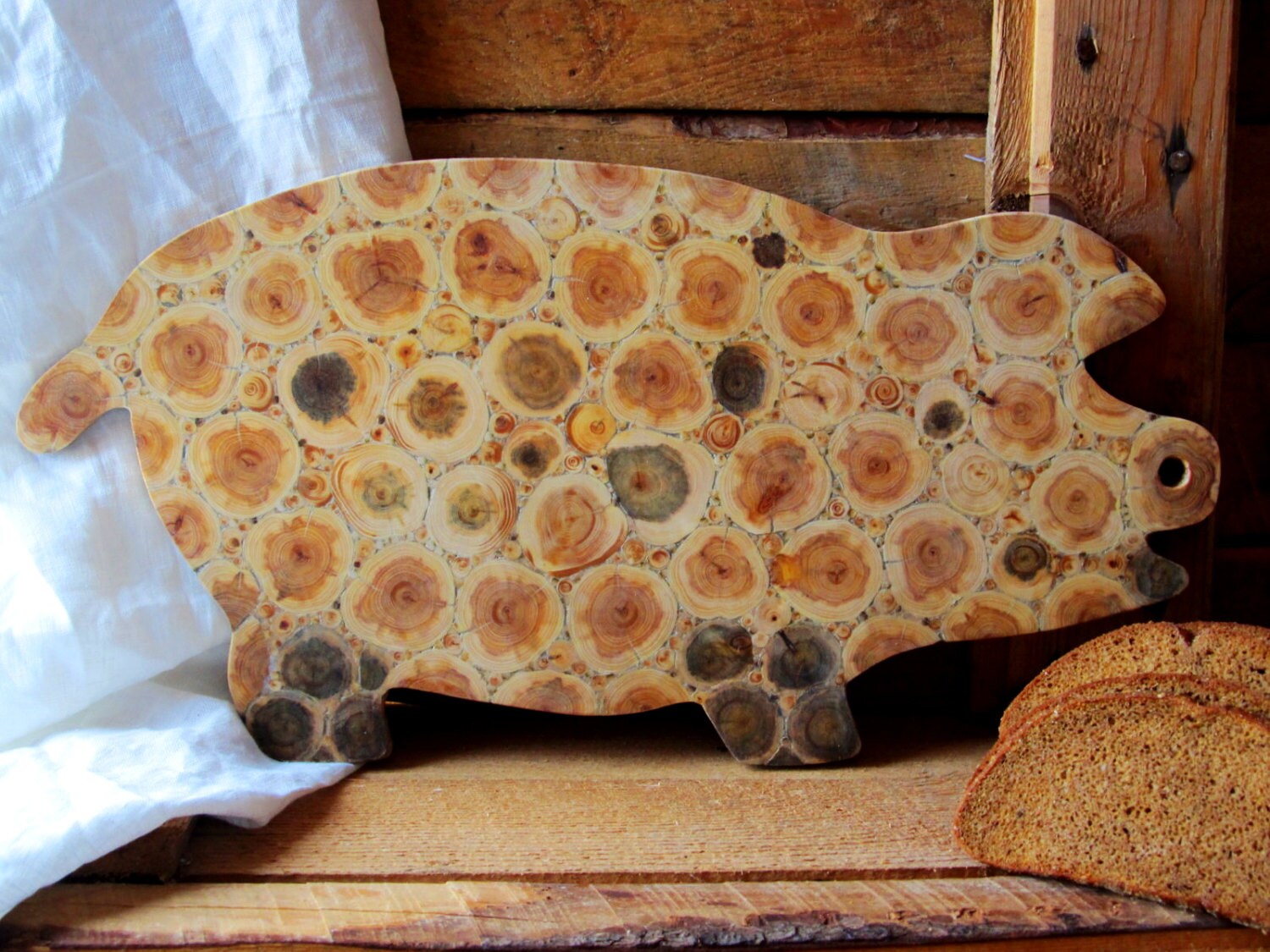 Juniper Wood Cutting Board Pig LARGE Natural Handmade