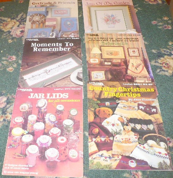 6 assorted leisure arts leaflets back by pittsburgh4pillows