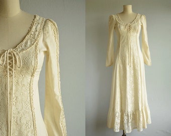Vintage Gunne Sax Dress / 1970s Cream Cotton Lace Maxi Boho Wedding Dress