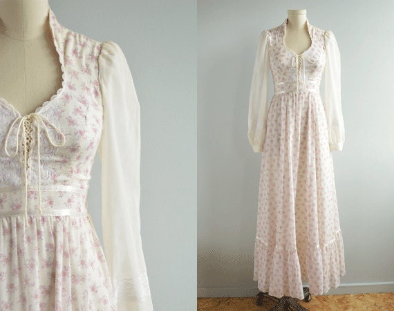 Vintage Gunne Sax Dress / 1970s Sheer Cream Lavender Pink