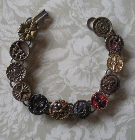 Vintage Victorian Button Bracelet