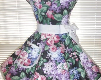 Retro Apron Hydrangeas and Roses with Circular Flirty Skirt