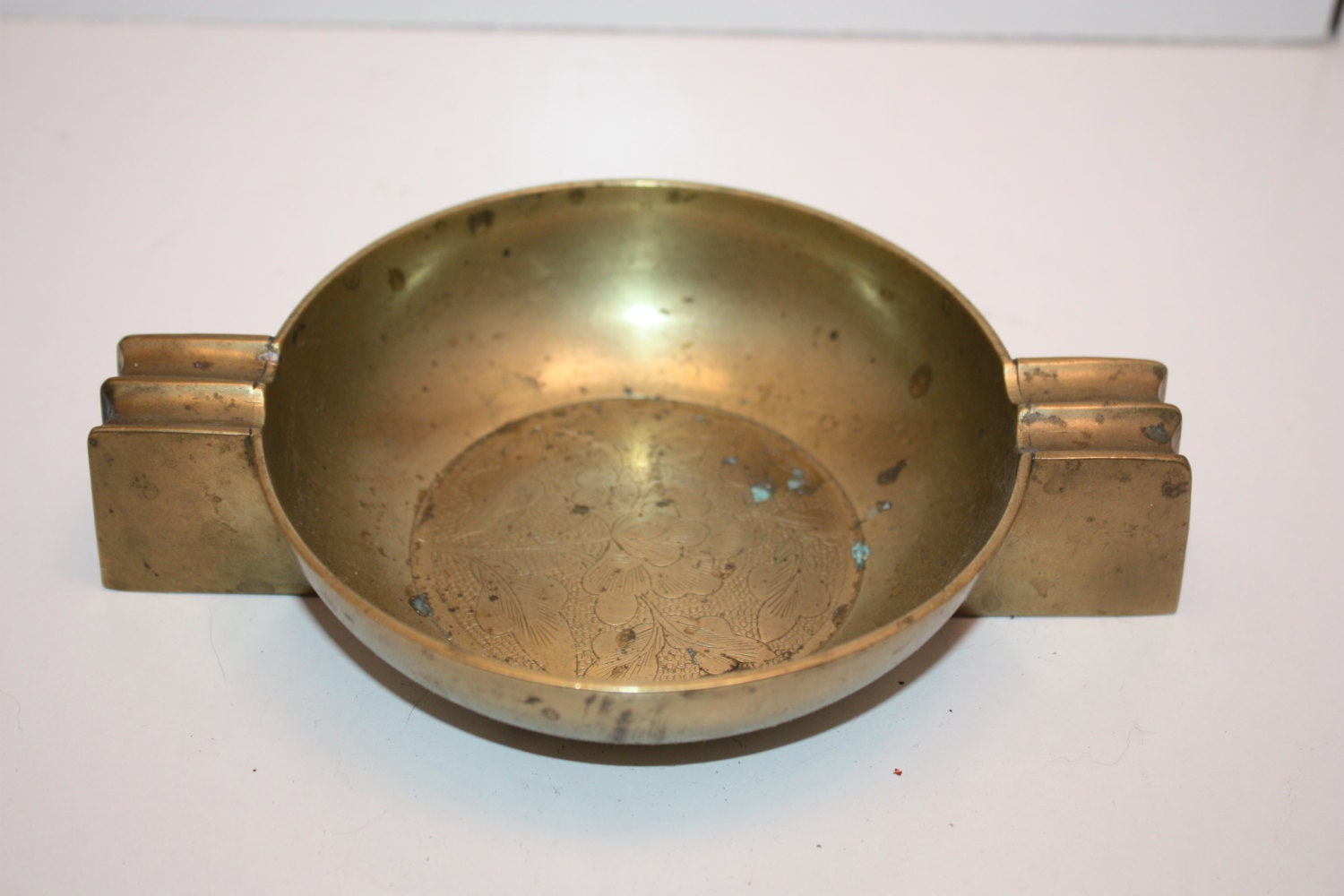 Vintage Chinese Solid Brass Decorative Floral Ashtray Etched