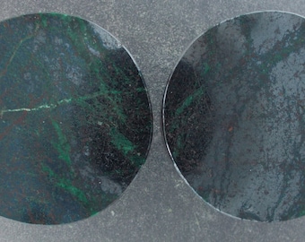 Malachite Chrysocolla 11/8", 28.5mm, ear plugs one pair