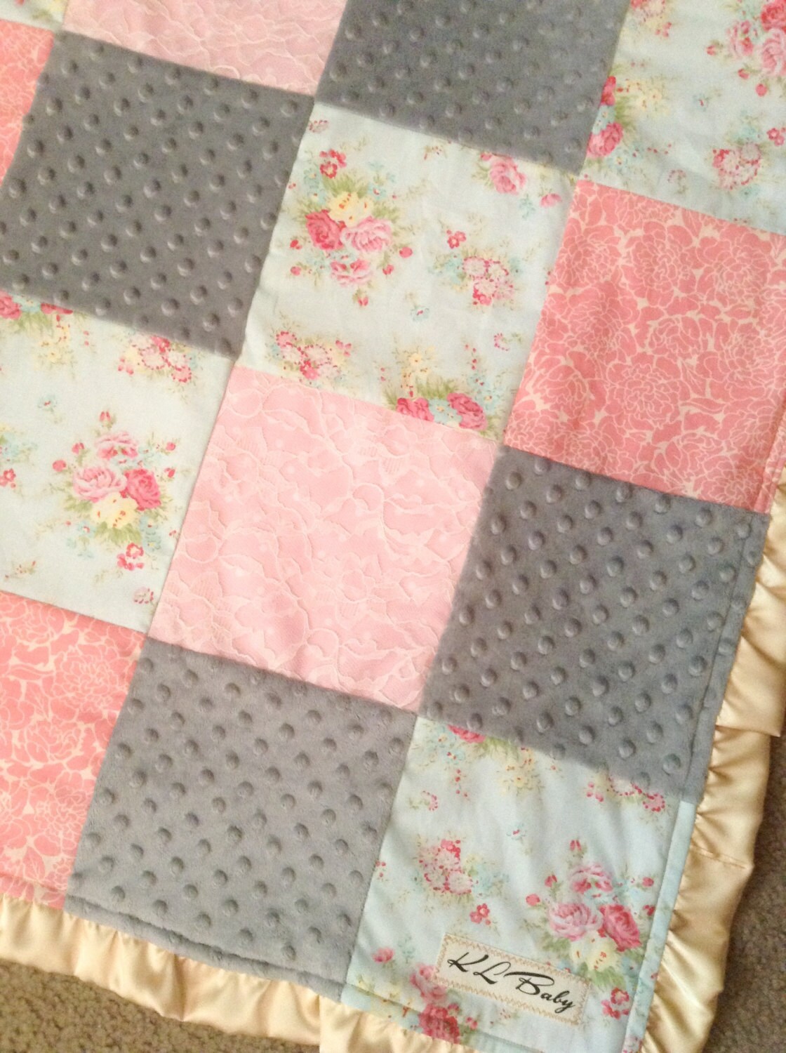 Vintage Cottage Blanket