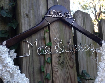 Bride Hanger with Date, Wedding Hanger, Bridal Hanger, Personalized Hanger, Bridesmaid Hangers, Bride Gift, Bridal Shower Gift, Engagement
