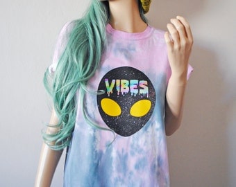 how to make an alien tie dye shirt