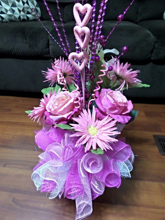 Items similar to Deco Mesh 8 inch Memorial Vase Insert on Etsy