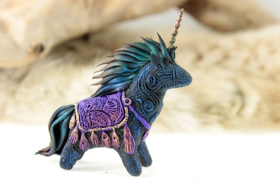 Horse Unicorn Pony Skulpture Figurine Art Fantasy Animals Totem Amulet