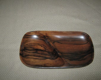 Stunning Acacia Wood Two Section Serving Dish