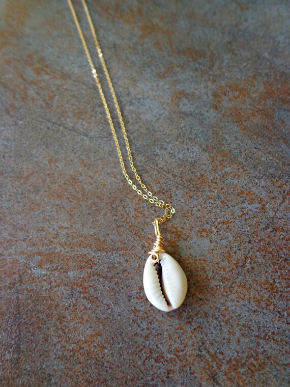 Gold wire necklace Clearance