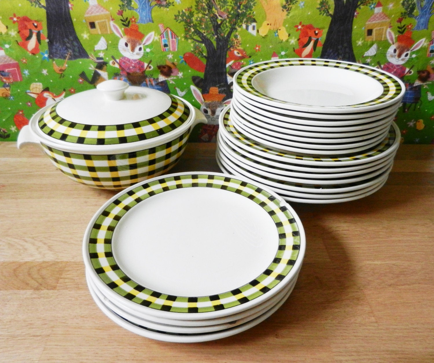 Dinnerware set Villeroy & Boch Glasgow yellow black green