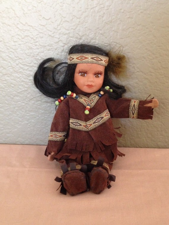 Vintage Indian Porcelain Doll Native American 8