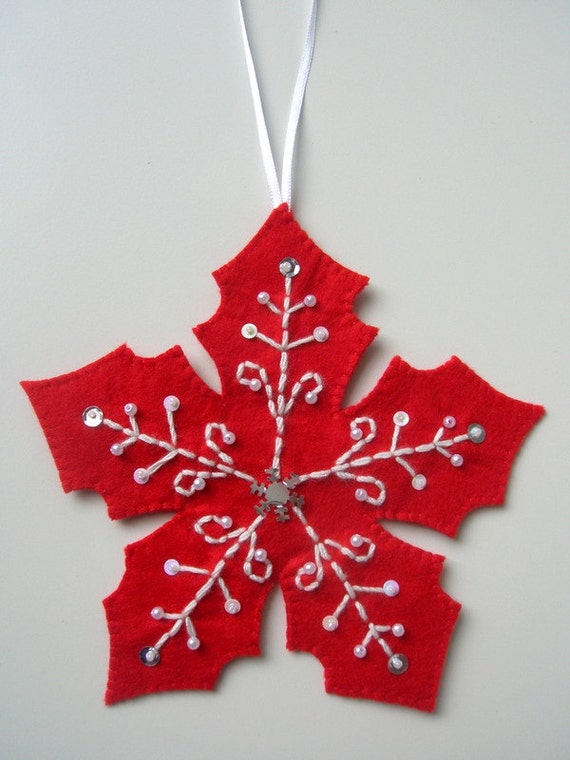 Items similar to Embroidered felt Christmas tree ornament on Etsy