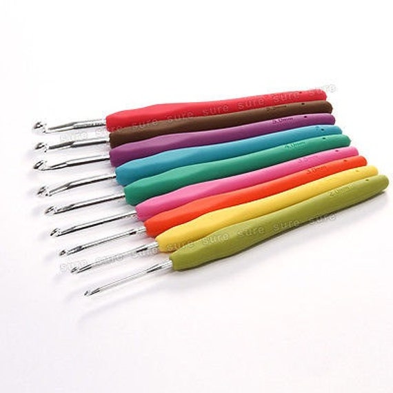 Comfort Grip Handle Crochet Hooks Set of 9